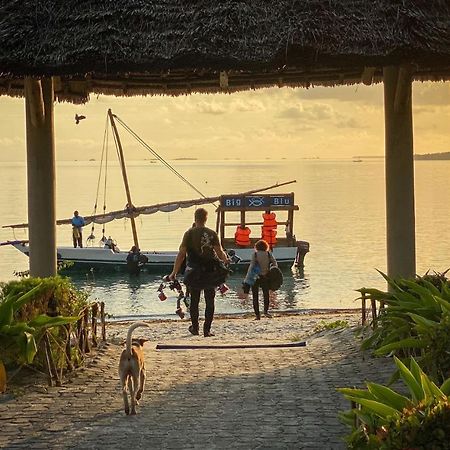 Butiama Marine Camp Hotel Utende ภายนอก รูปภาพ