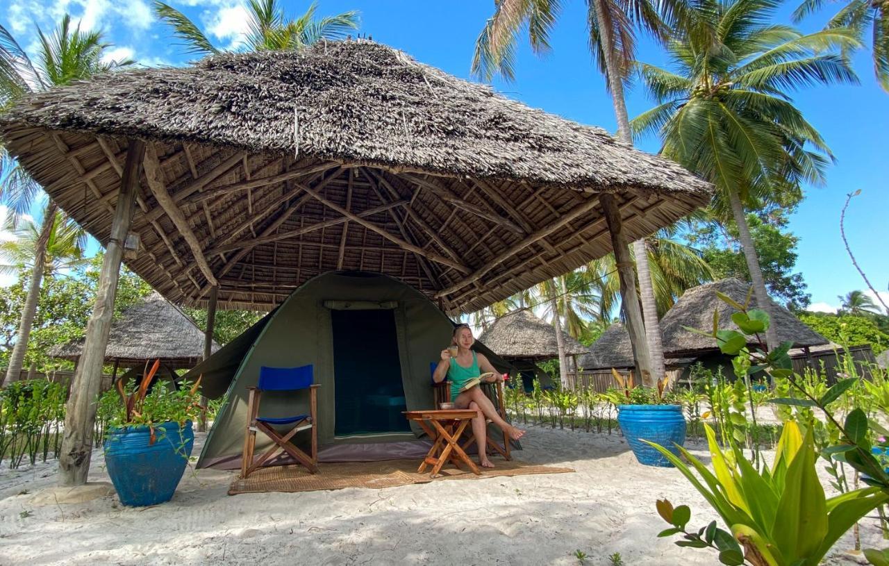 Butiama Marine Camp Hotel Utende ภายนอก รูปภาพ