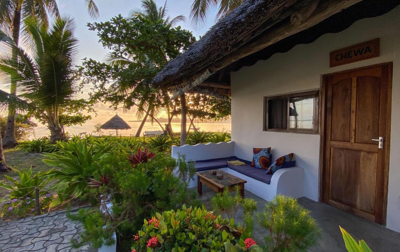 Butiama Marine Camp Hotel Utende ภายนอก รูปภาพ