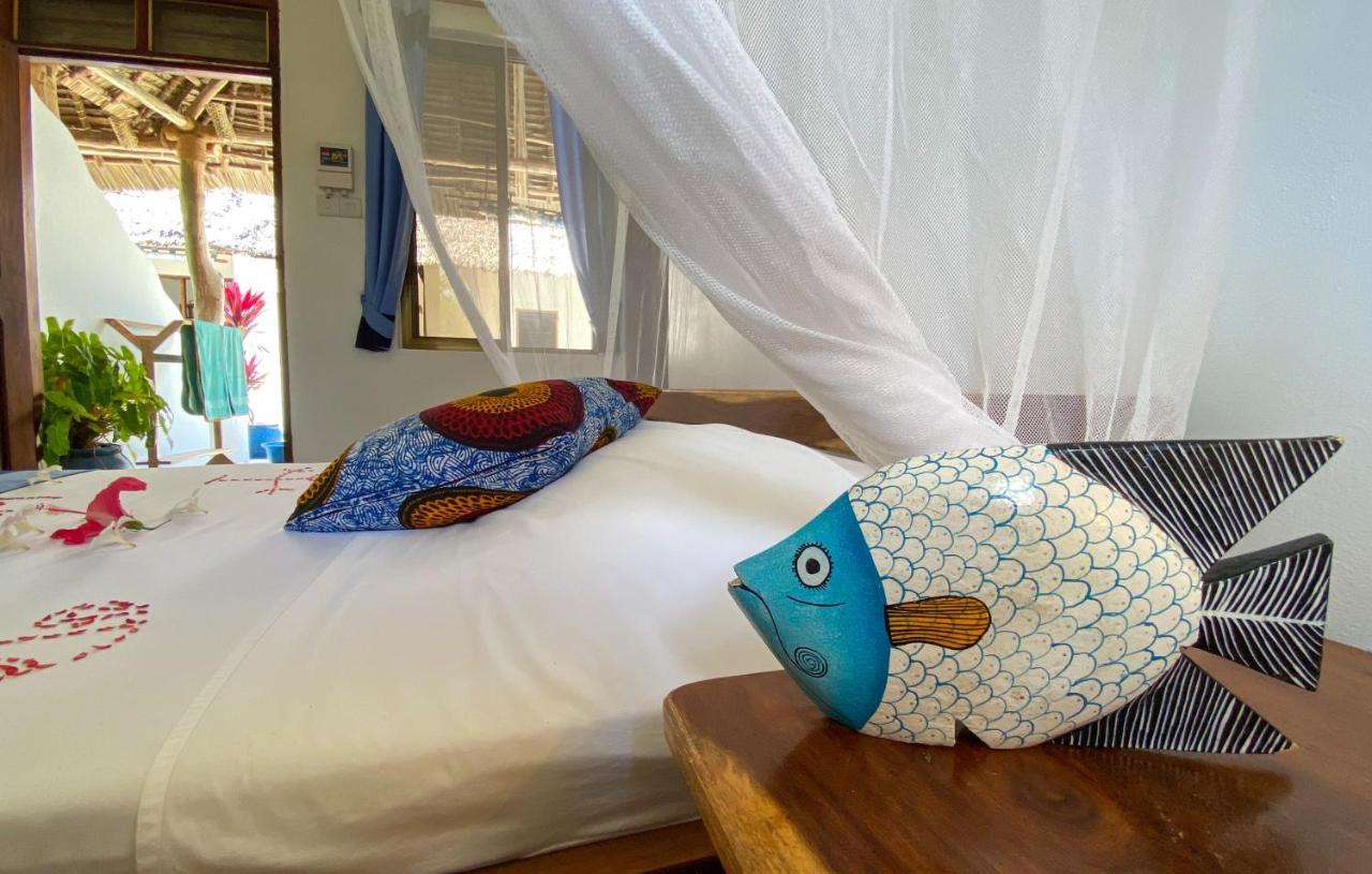 Butiama Marine Camp Hotel Utende ภายนอก รูปภาพ