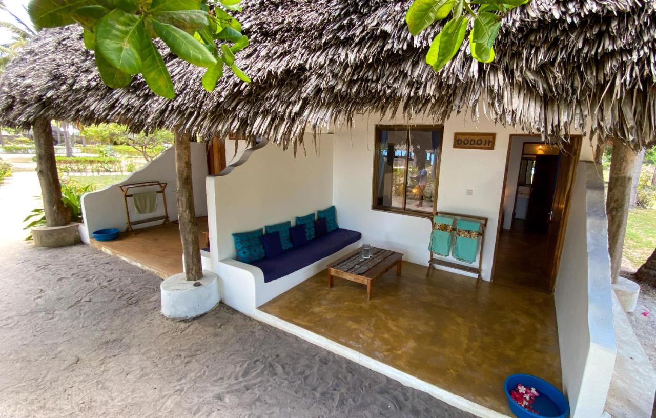 Butiama Marine Camp Hotel Utende ภายนอก รูปภาพ