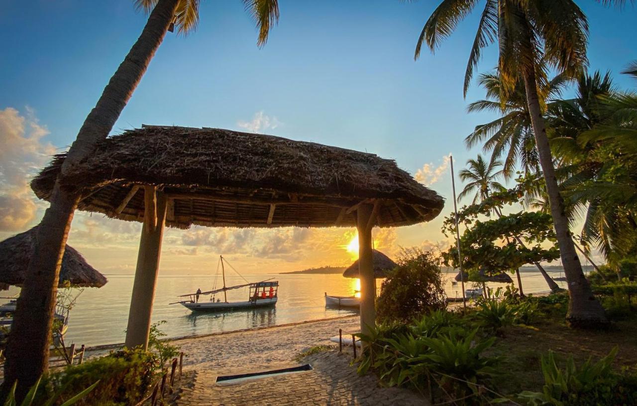 Butiama Marine Camp Hotel Utende ภายนอก รูปภาพ