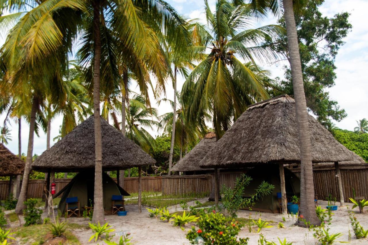 Butiama Marine Camp Hotel Utende ภายนอก รูปภาพ