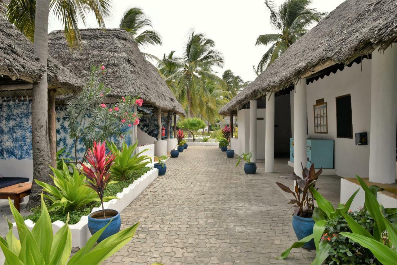Butiama Marine Camp Hotel Utende ภายนอก รูปภาพ